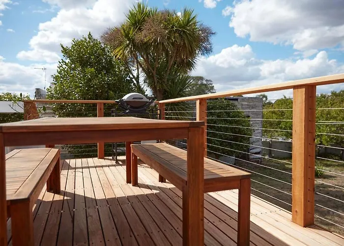 Enjoy A Renovated Retreat With Outdoor Bath