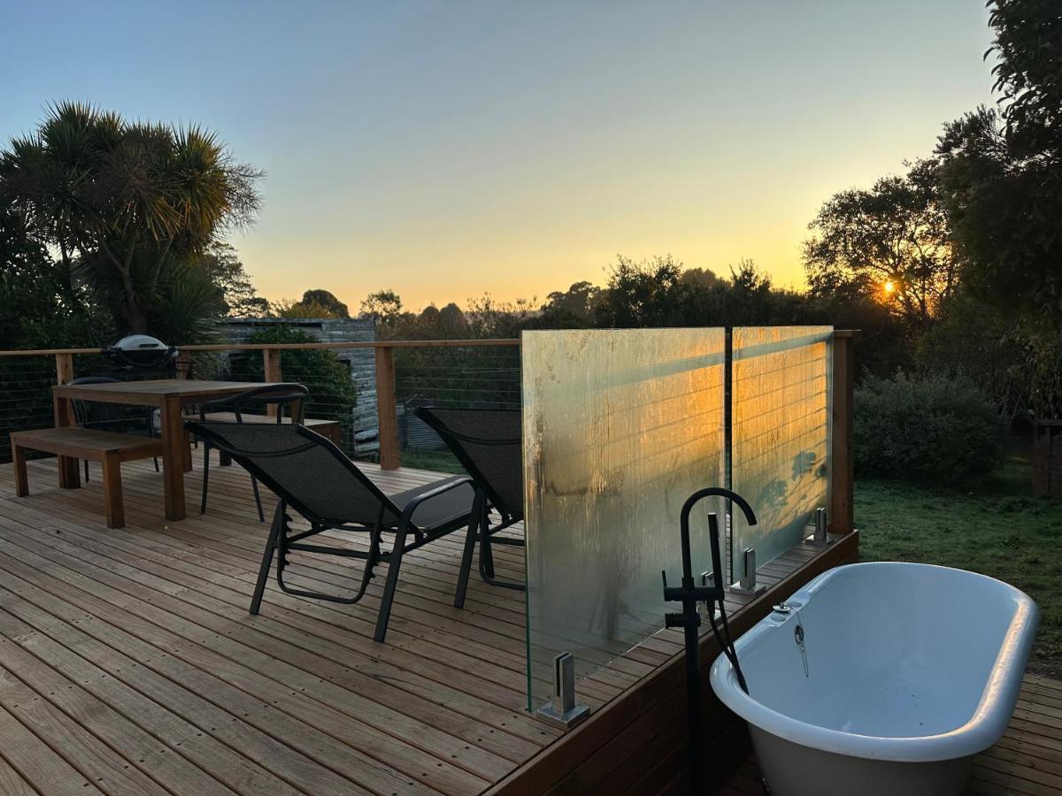 Enjoy A Renovated Retreat With Outdoor Bath Holiday home